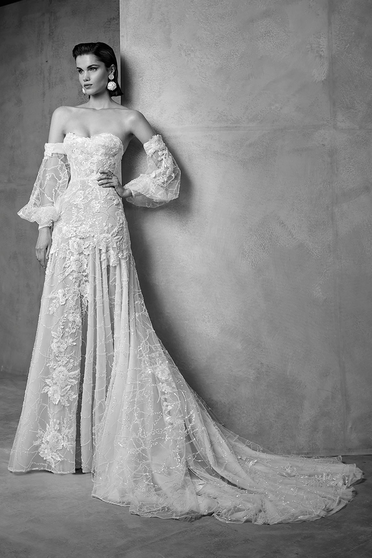 Embroidered Tulle Off-The-Shoulder Wedding Dress White / FR 52