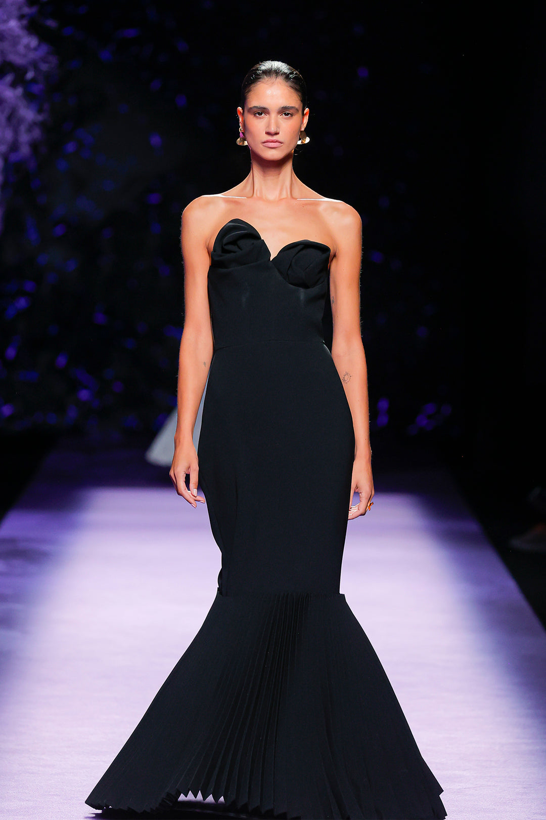 Pleated edge crepe dress Black / US 6 Pleated edge crepe dress Black / US 6