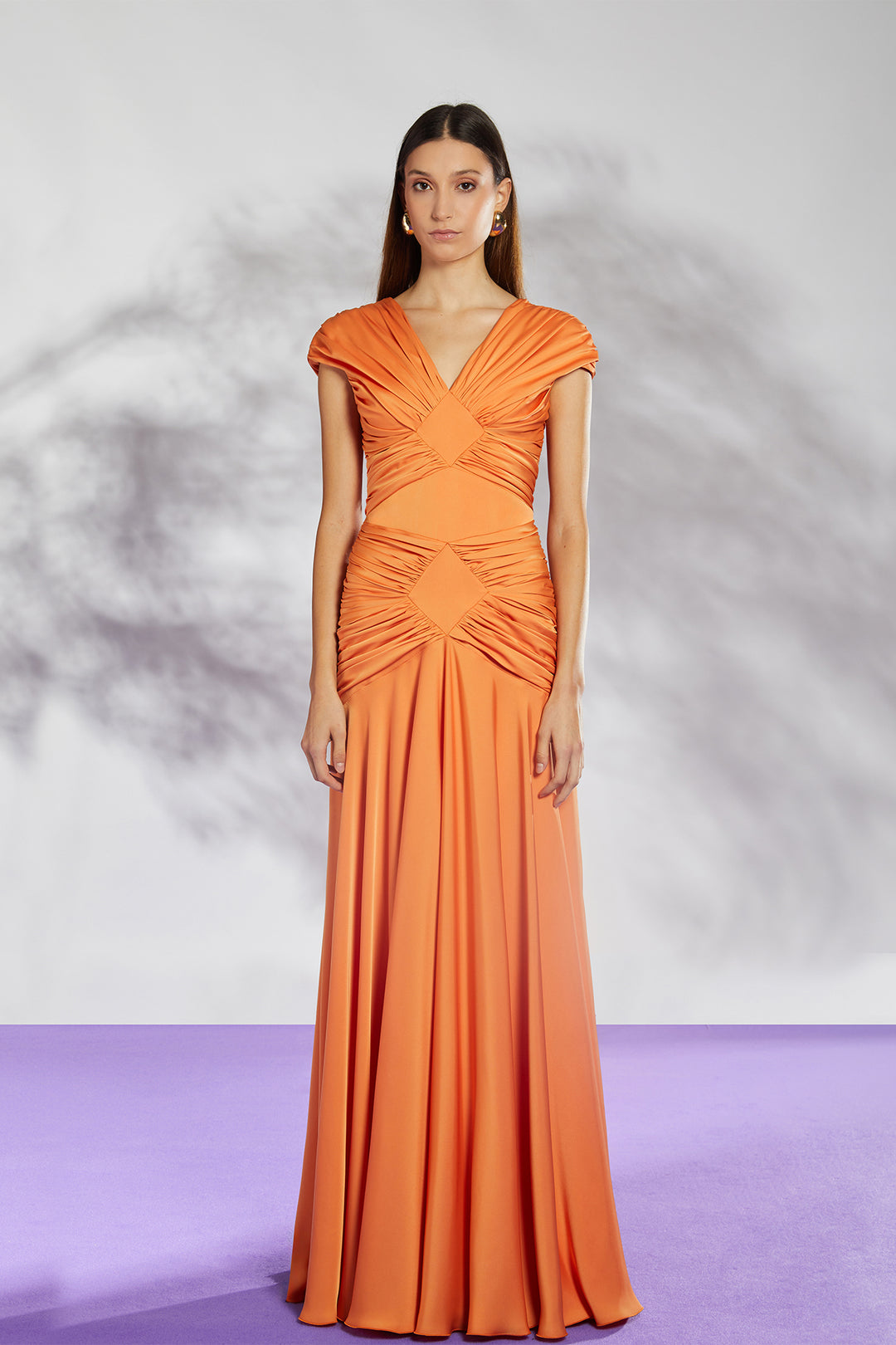 Short sleeves satin dress with pleats Orange / US 10 Short sleeves satin dress with pleats Orange / US 10