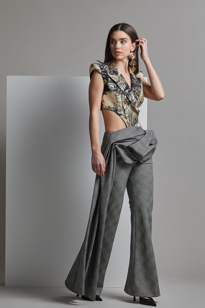 Printed Sleeveless Top with Draped Checkered Pants