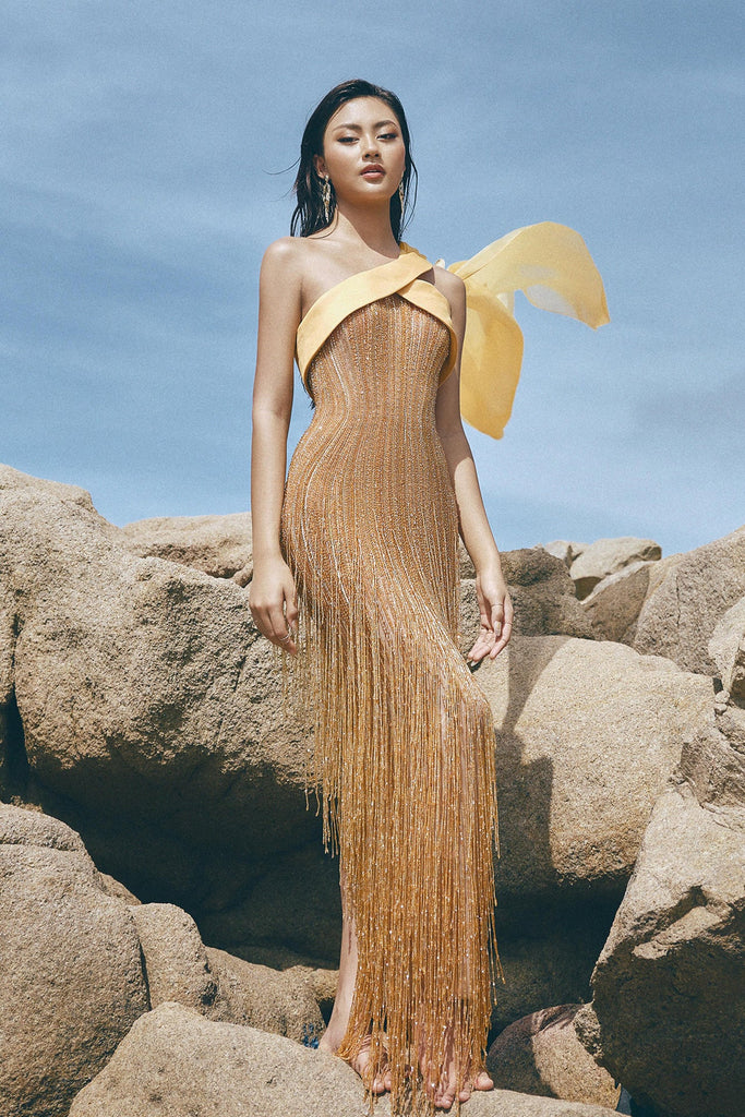 Golden Beaded One-Shoulder Gown Gold / FR 40 Golden Beaded One-Shoulder Gown Gold / FR 40