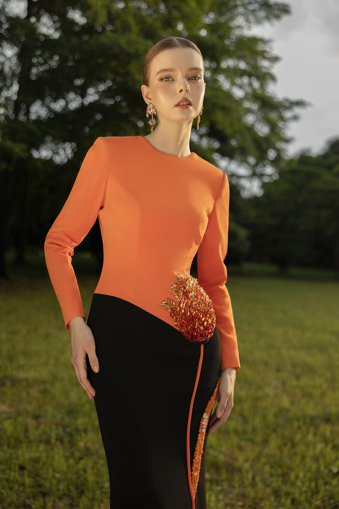Bodycon Evening Dress with Asymmetrical Slit and Floral Embellishment Bodycon Evening Dress with Asymmetrical Slit and Floral Embellishment