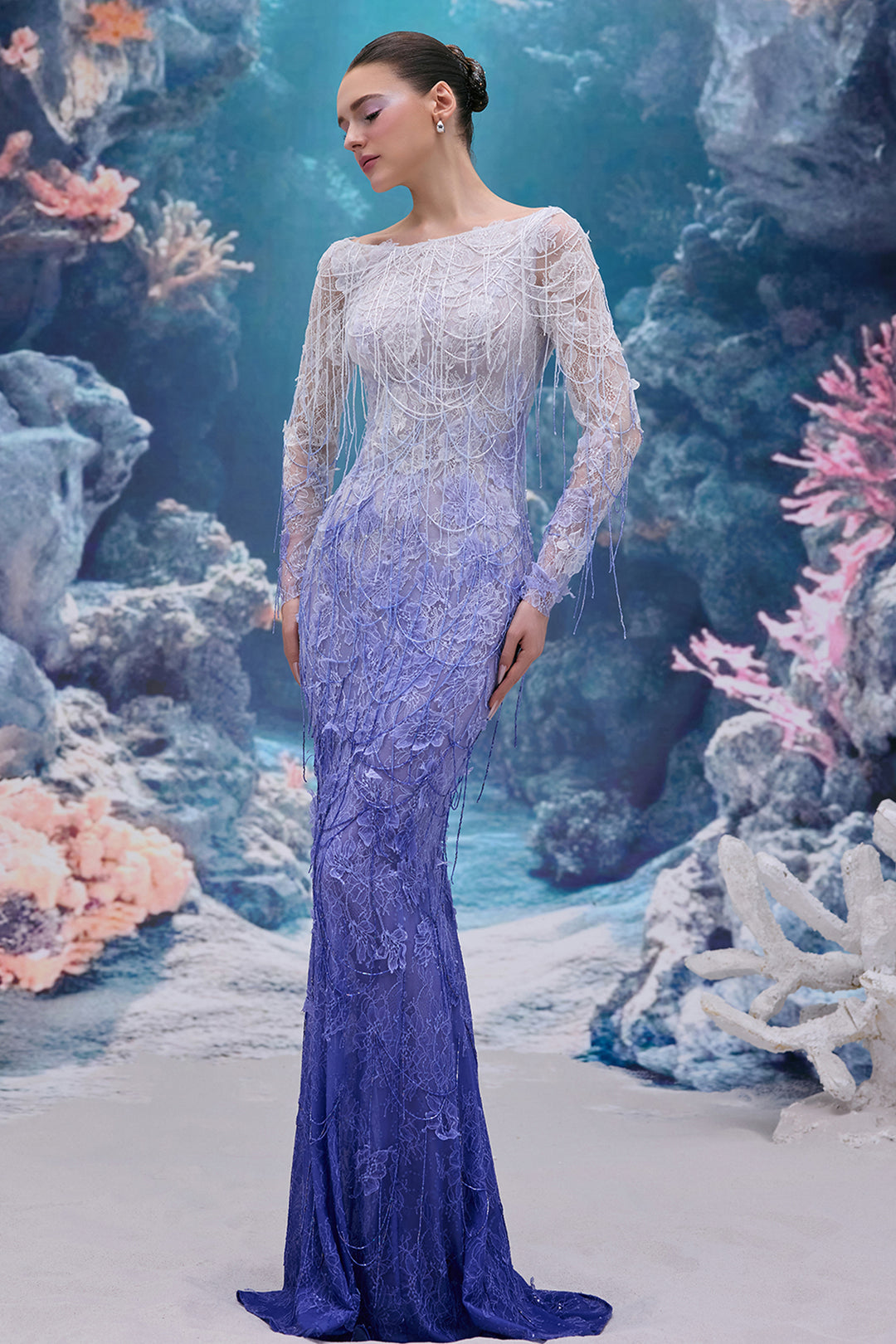 Bateau Neck Long-Sleeved Dress