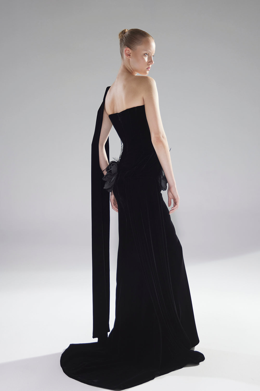 One-Shoulder Velvet Mermaid Dress