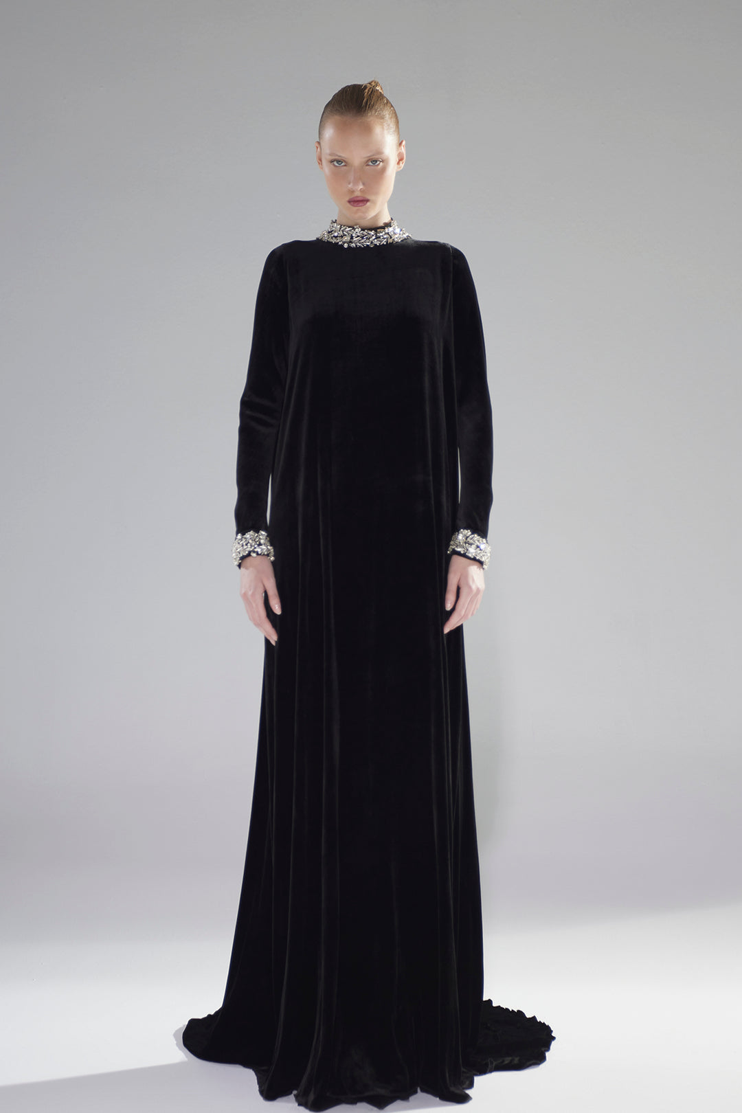 Black Velvet Gown with Silver Cuffs and V-Back Black / FR 36 Black Velvet Gown with Silver Cuffs and V-Back Black / FR 36