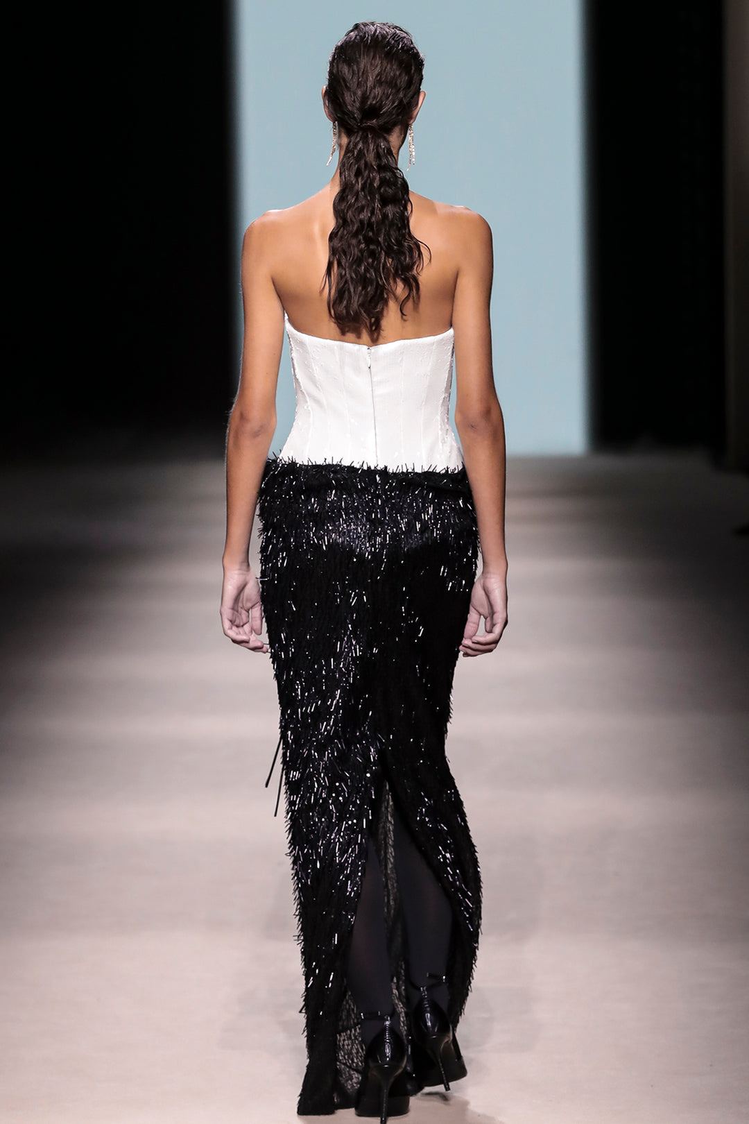 Strapless Structured with Column Long Dress
