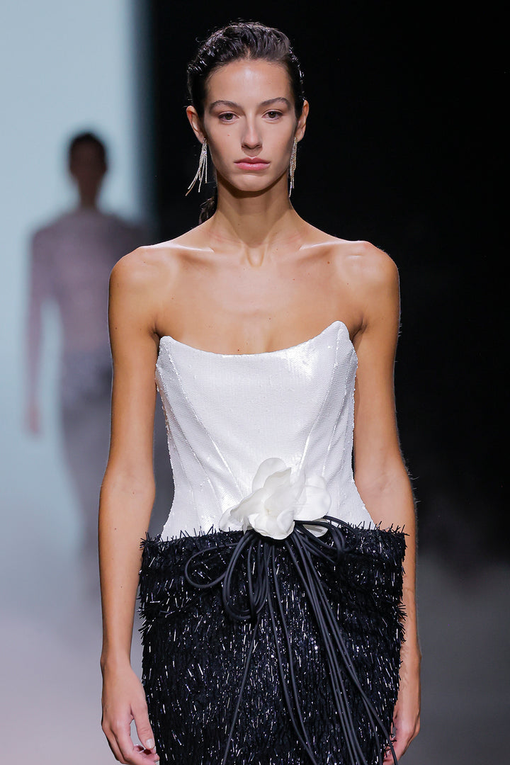 Strapless Structured with Column Long Dress