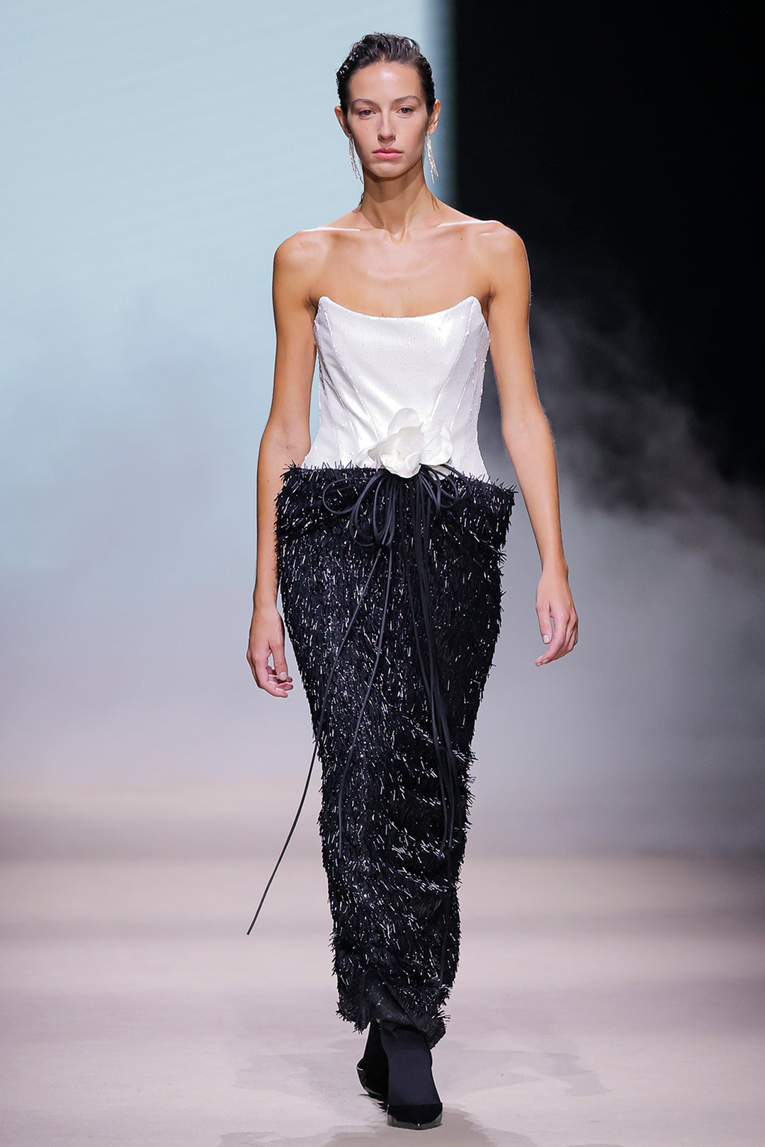 Strapless Structured with Column Long Dress