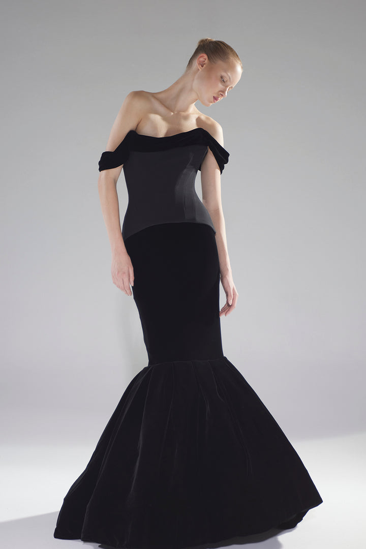 Off-The-Shoulder Neckline Mermaid Dress