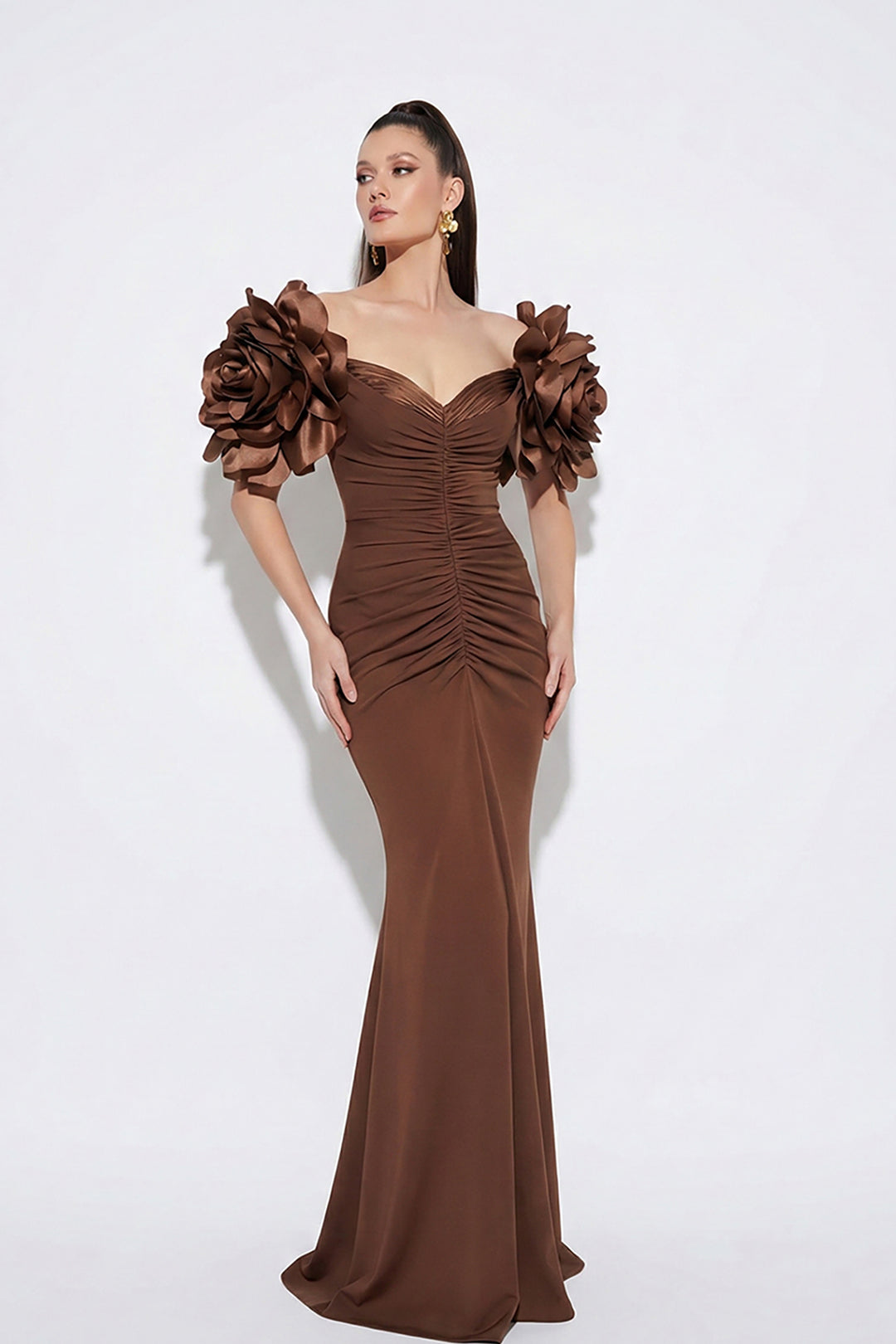 Off-The-Shoulder Neckline with A Mermaid Dress