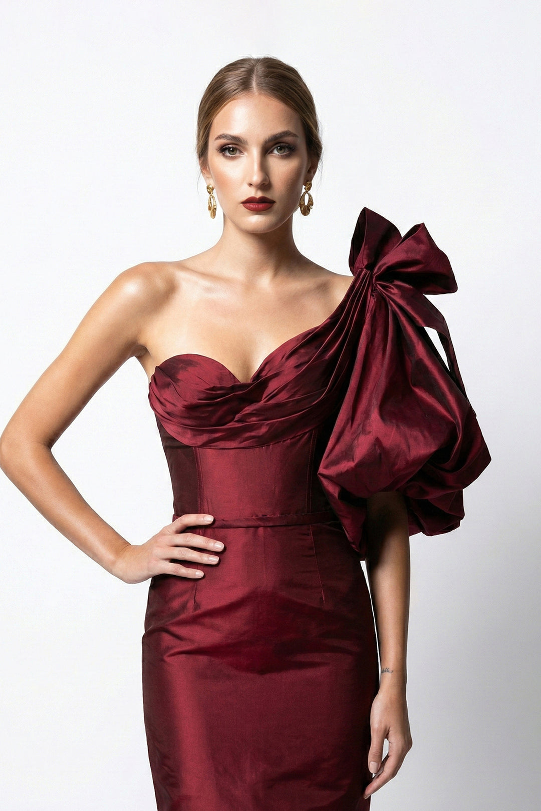One-Shoulder Neckline Satin Column Dress