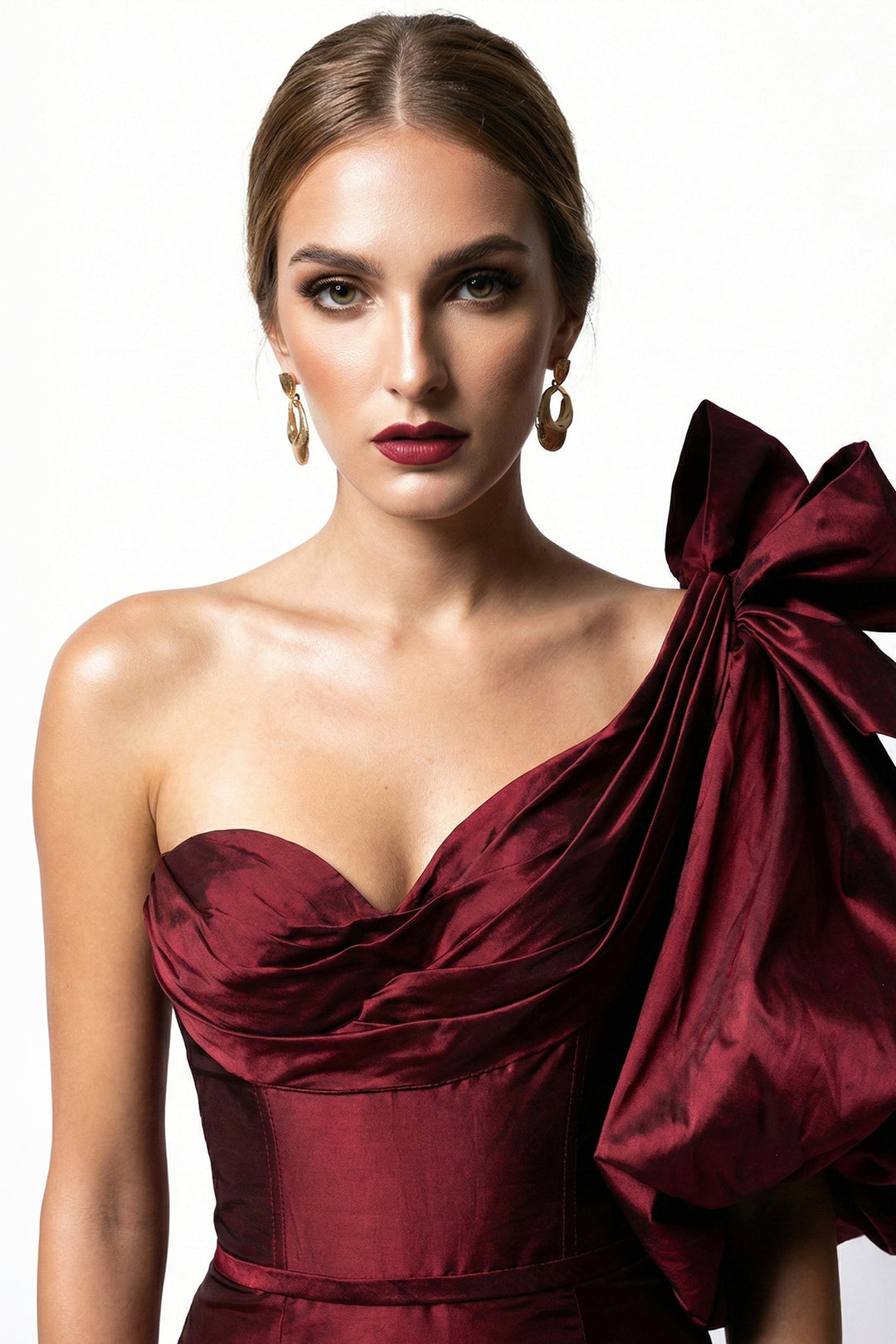 One-Shoulder Neckline Satin Column Dress