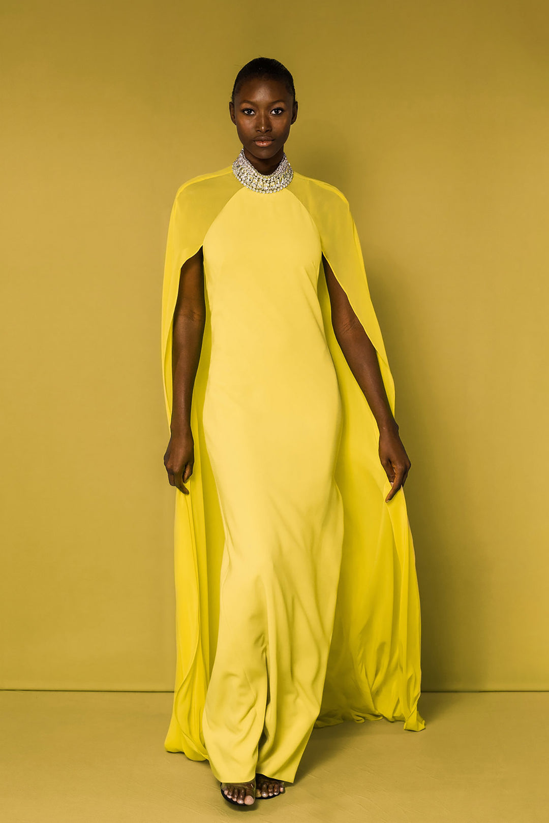 Crepe dress with beaded neckline and chiffon cape US 14 / Lime Crepe dress with beaded neckline and chiffon cape US 14 / Lime