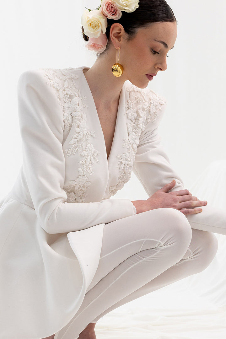 Blazer with Floral Embroidery and Fuseau Legging