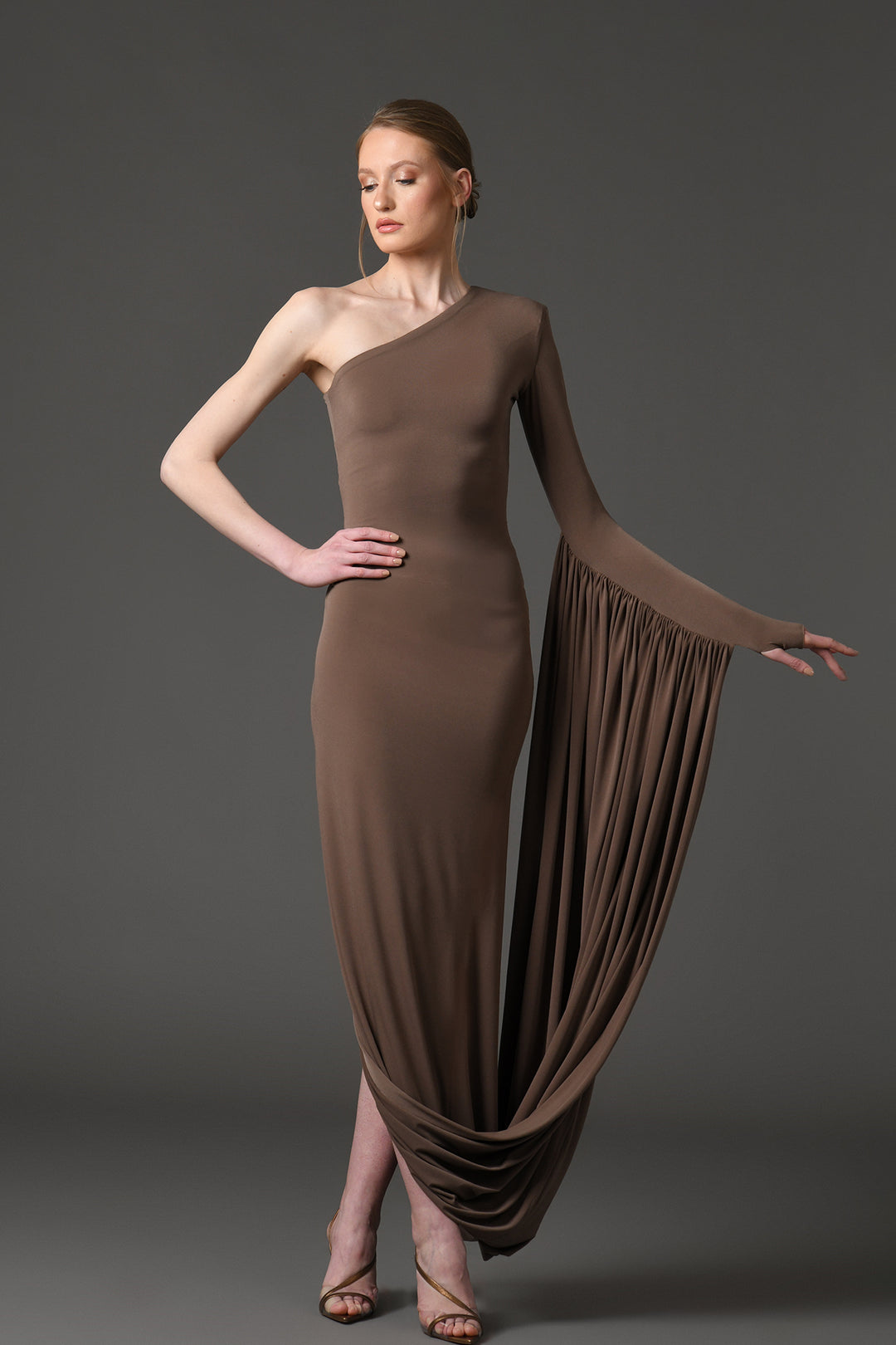 Brown jersey asymmetric draped dress Brown / US 12 Brown jersey asymmetric draped dress Brown / US 12