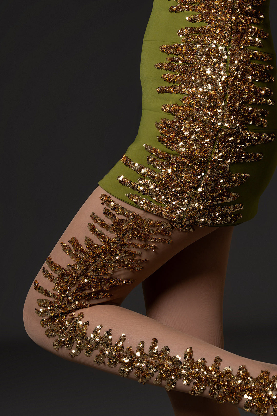 Strapless Embroidered Corseted with Crêpe Short Dress