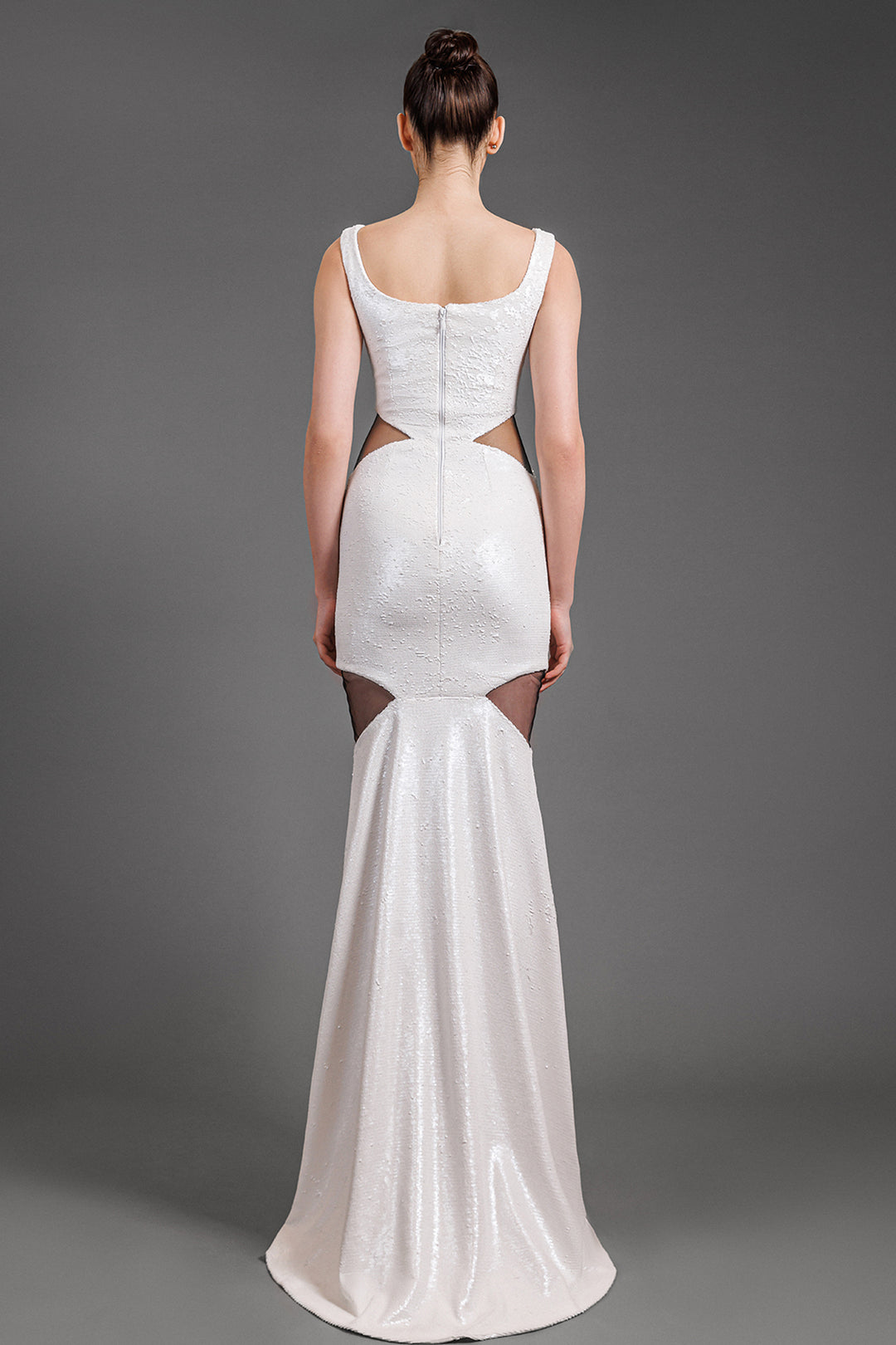 Sleeveless trumpet cut sequinned dress