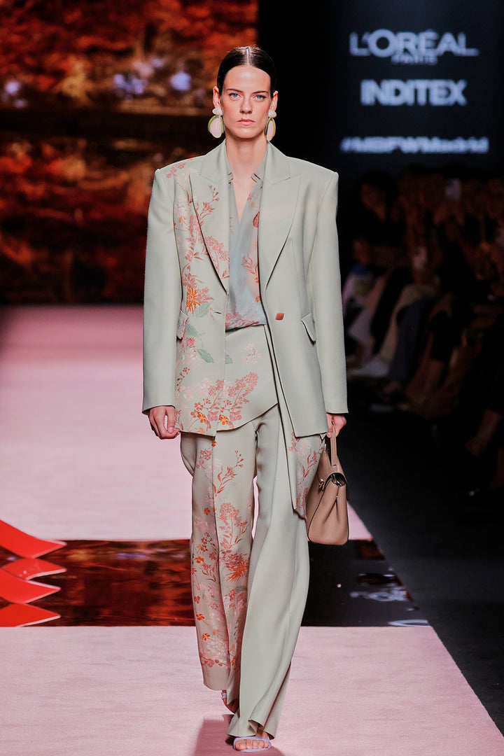 Top And Pants with V-Neckline