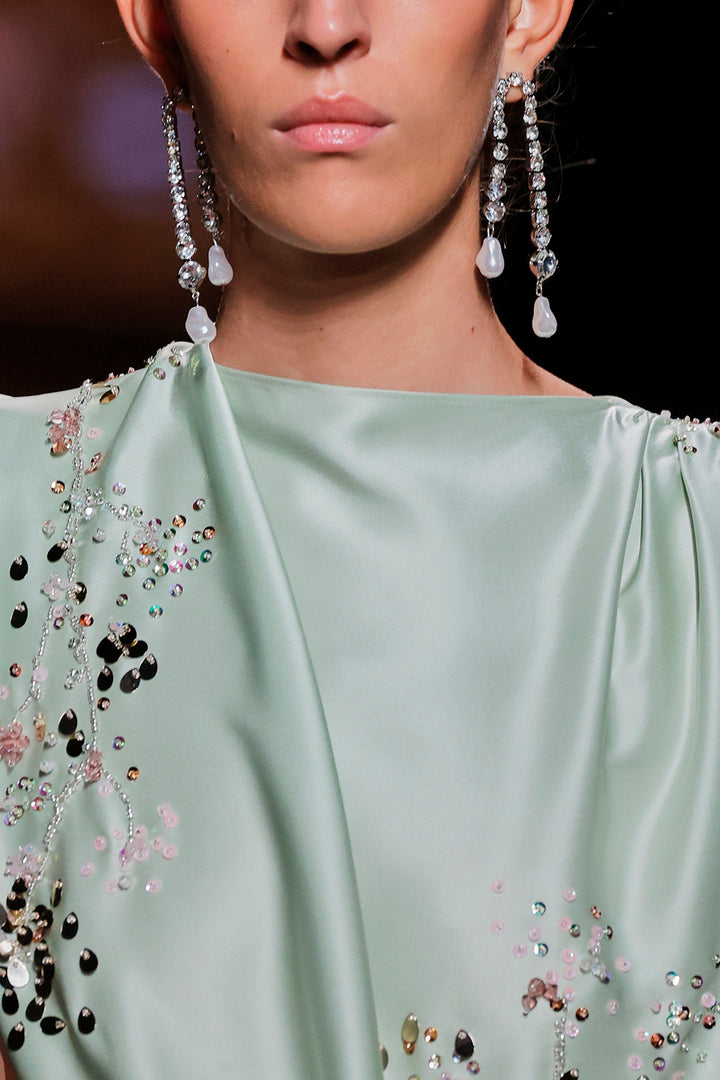 One-Sleeve Loose Column Dress