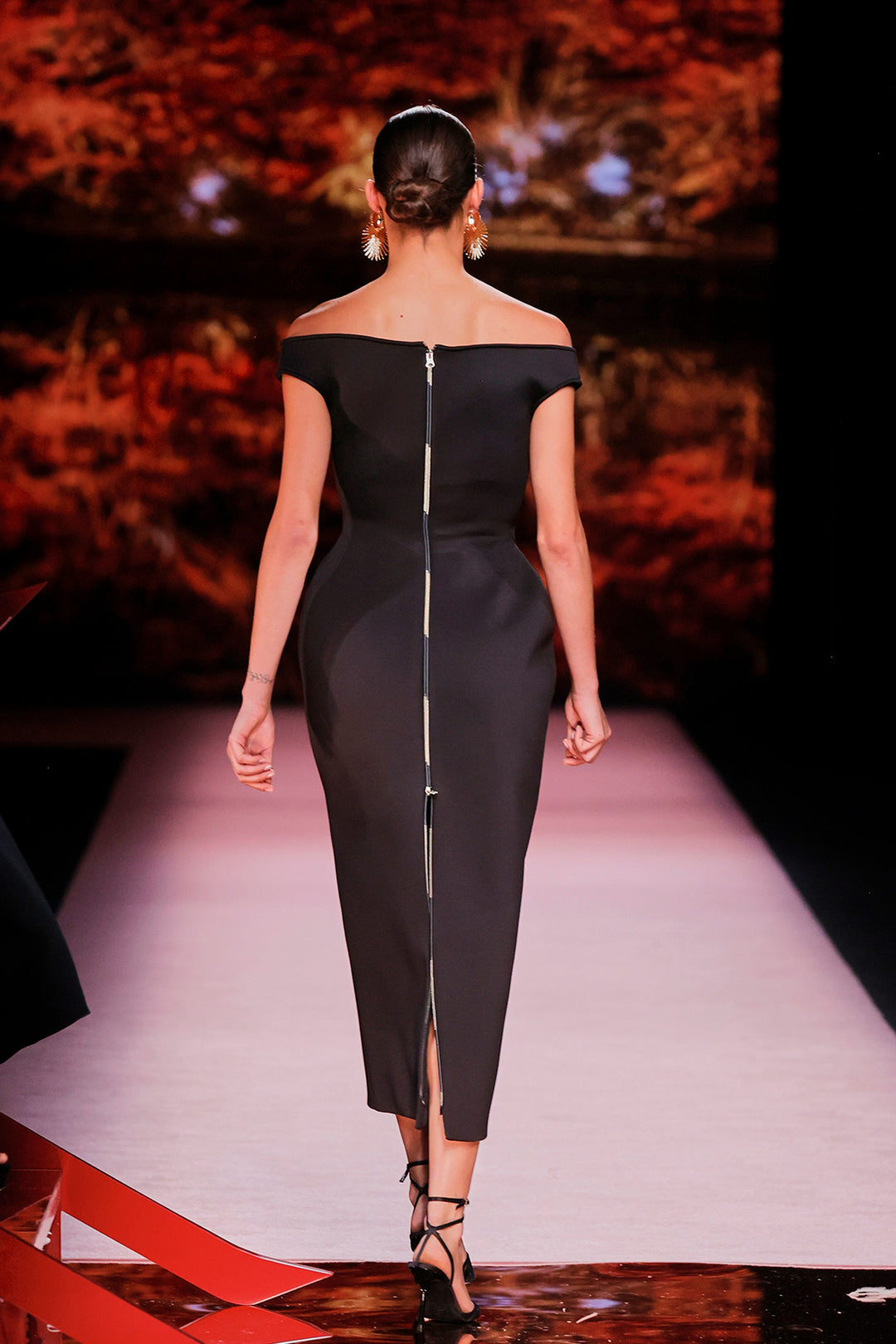 Off-The-Shoulder Neckline Column Dress