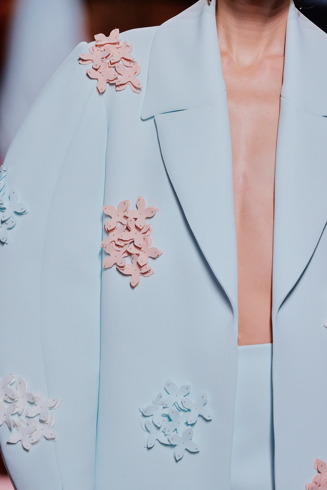 V-Neckline with Puff-Sleeve