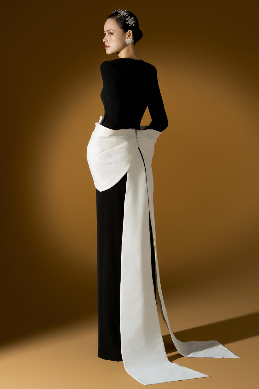 Column Dress with Oversized Bow Peplum