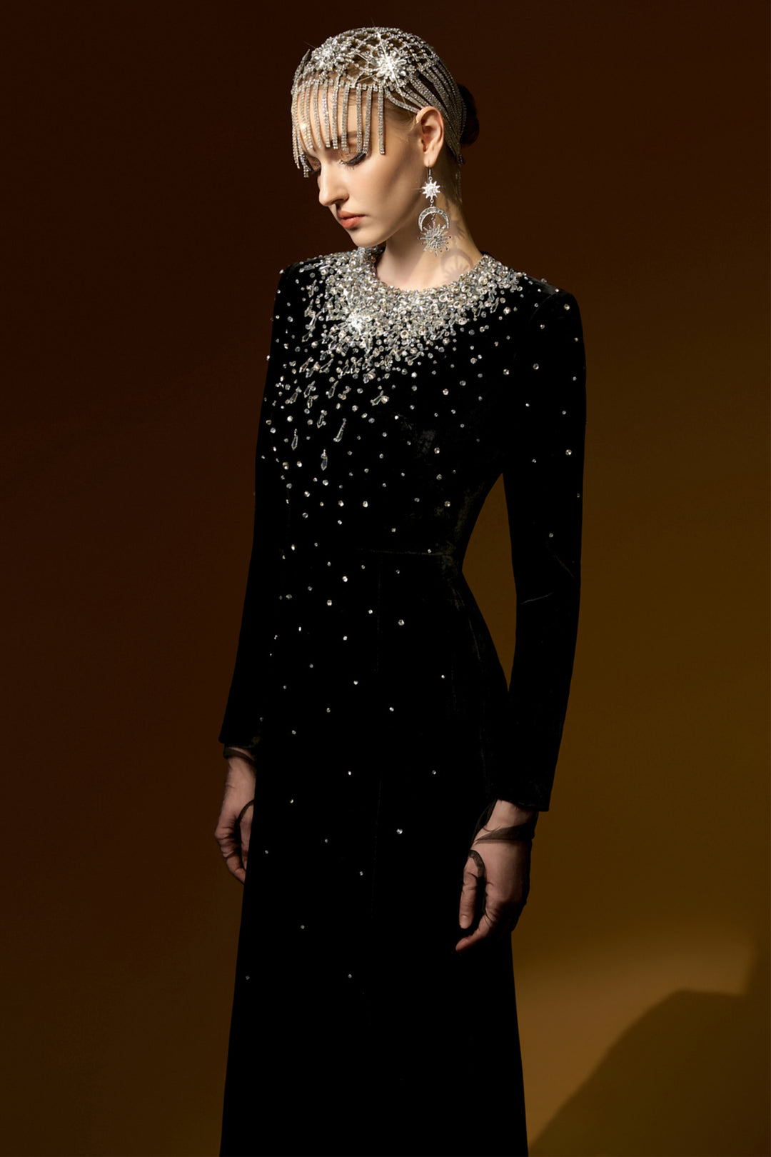 Mermaid Dress with Round Neck and Embellished Crystals