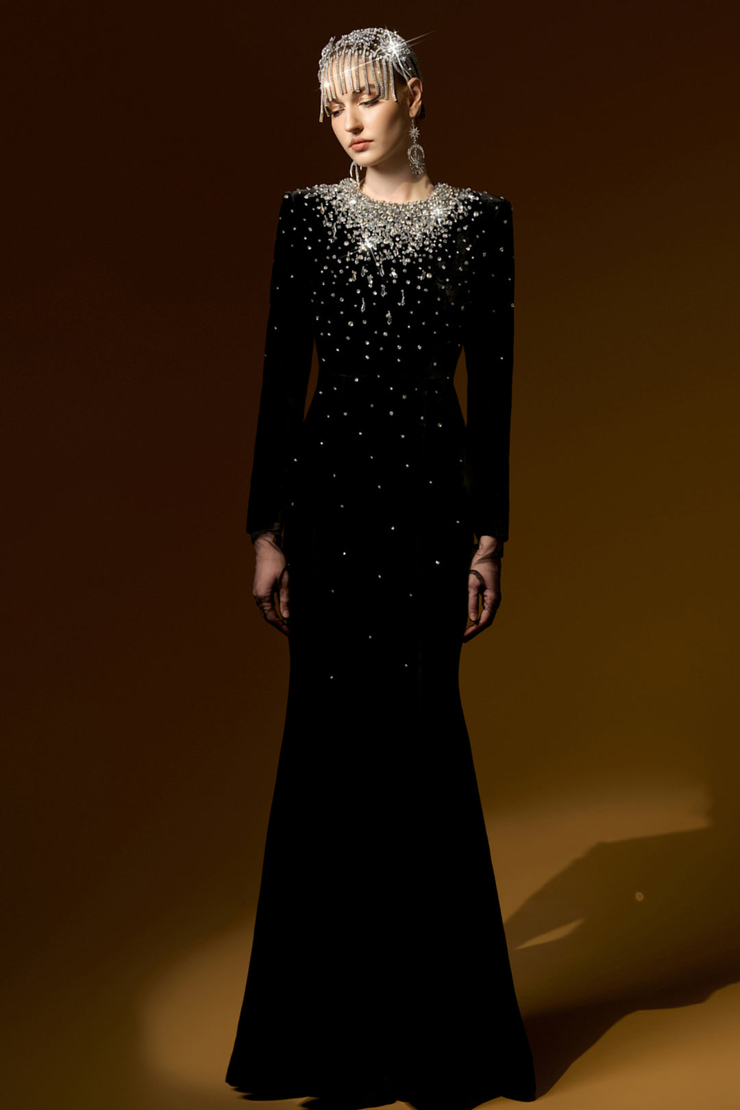 Mermaid Dress with Round Neck and Embellished Crystals
