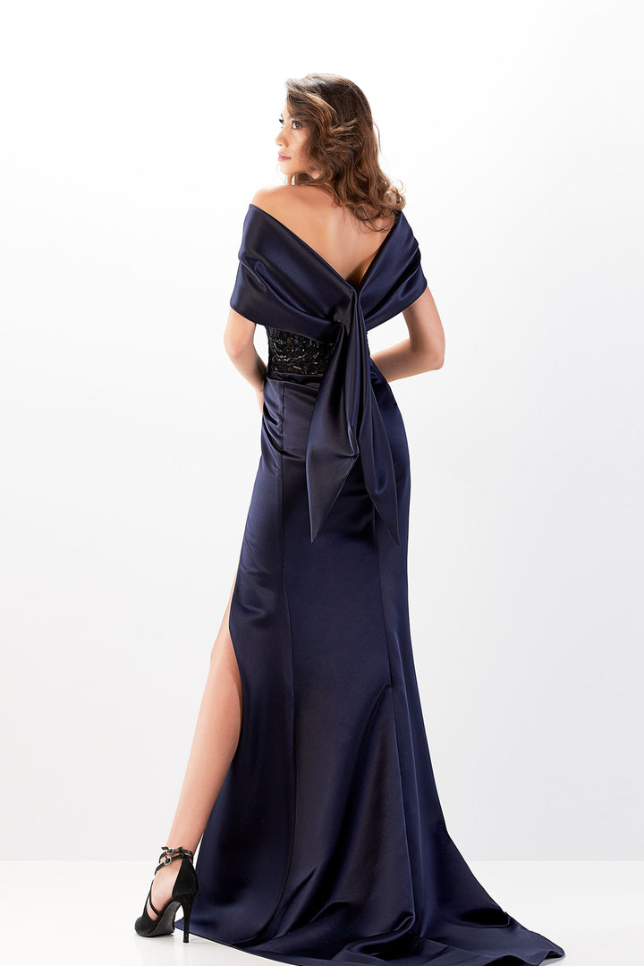 Long Dress with Bow Sleeves and Embroidered Tulle Corset