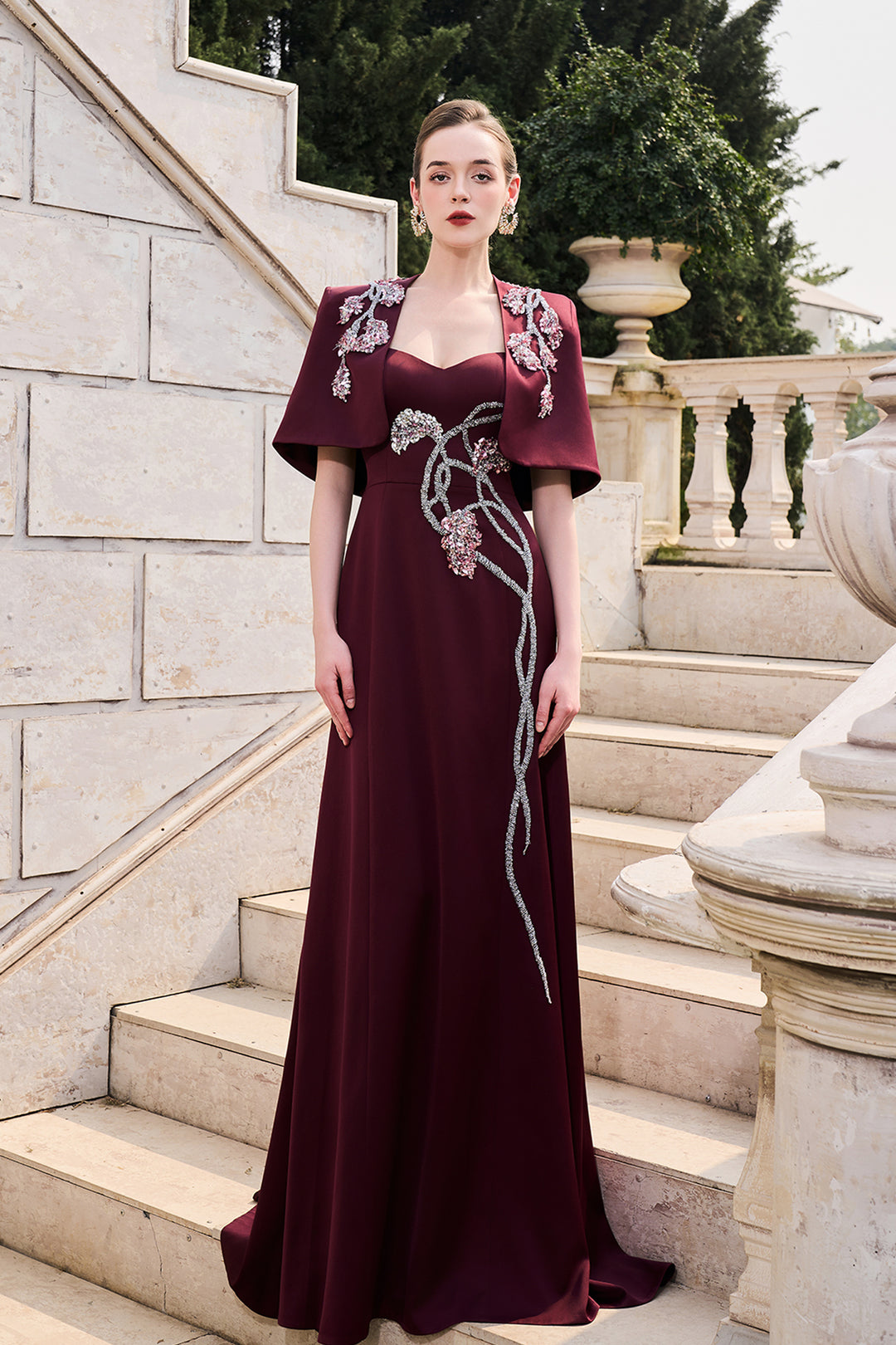 Short Cape Strappy Semi-Heart Dress Set Burgundy / FR 48 Short Cape Strappy Semi-Heart Dress Set Burgundy / FR 48