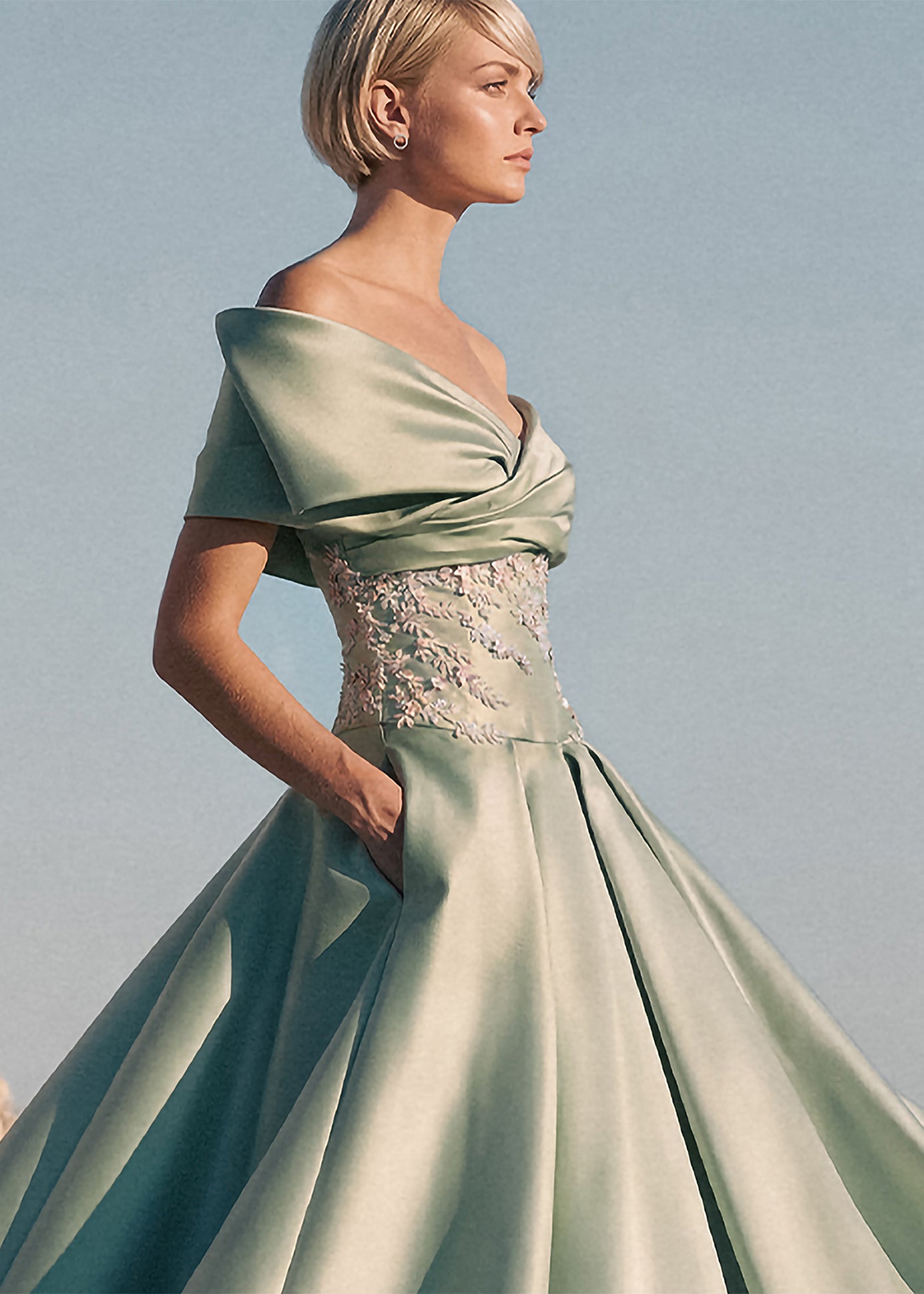 Designer Dresses | Couture | RTW | Women's Fashion Wear | Formal Gowns M.R DESIGN Designer Dresses | Couture | RTW | Women's Fashion Wear | Formal Gowns M.R DESIGN