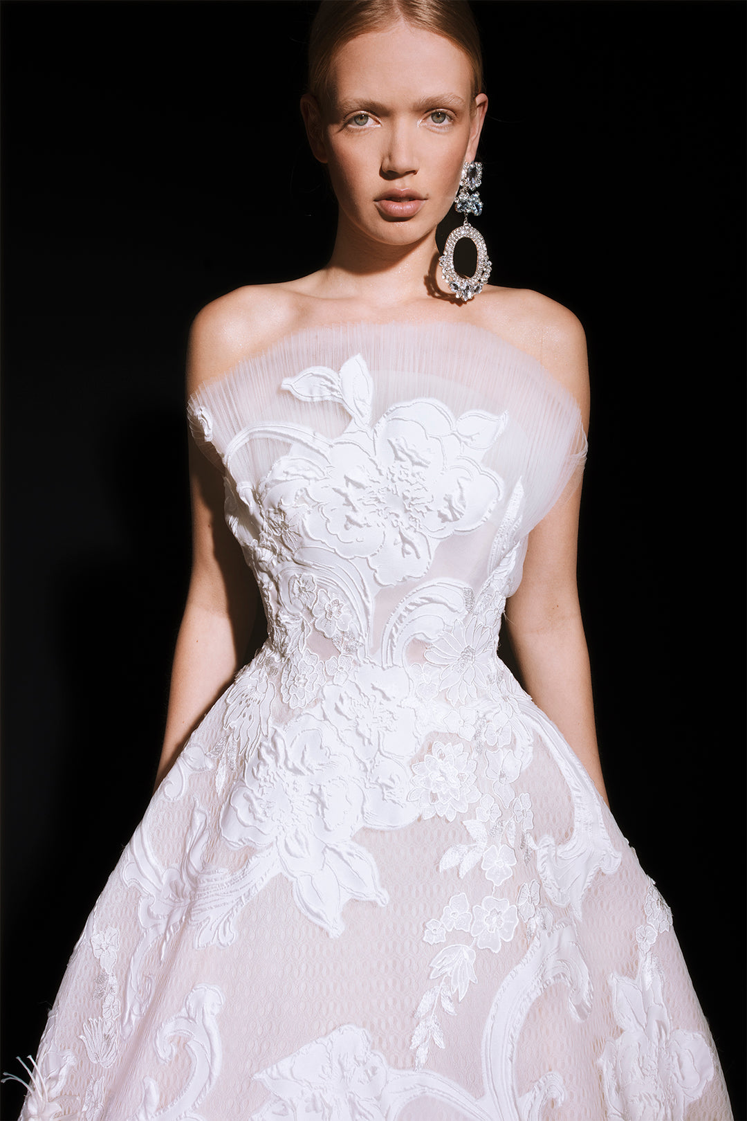 Princess-Cut Wedding Dress with Sweetheart Neckline – M.R DESIGN Princess-Cut Wedding Dress with Sweetheart Neckline – M.R DESIGN