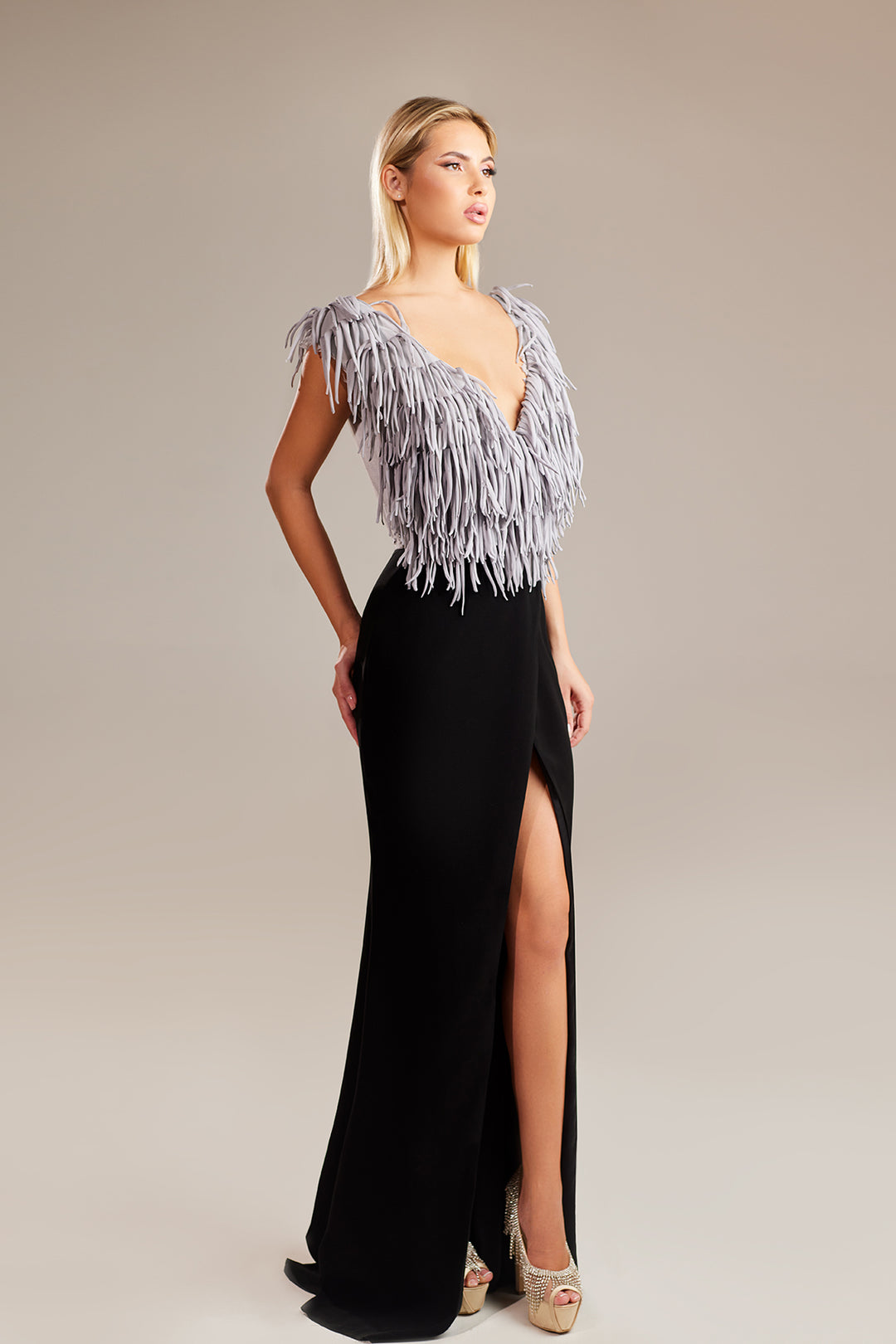 Two-Piece Beaded Fringe Dress Black and Silver / FR 46 Two-Piece Beaded Fringe Dress Black and Silver / FR 46