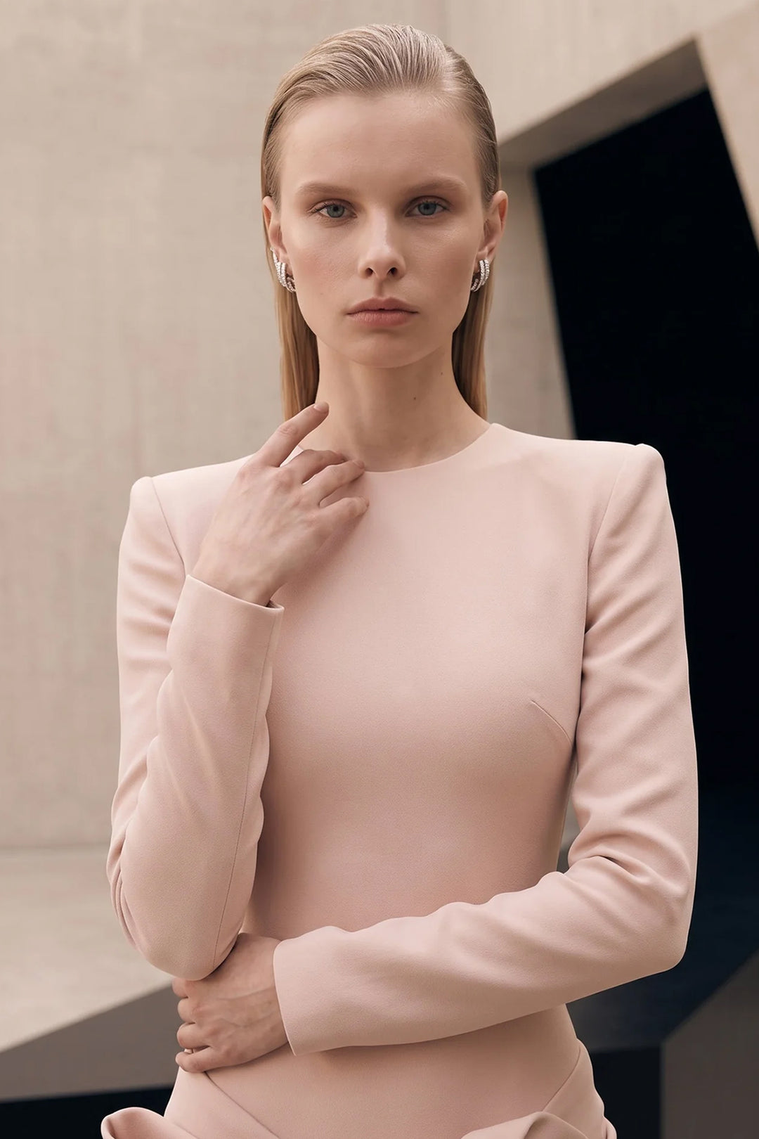 Long-Sleeved Knotted Column Dress