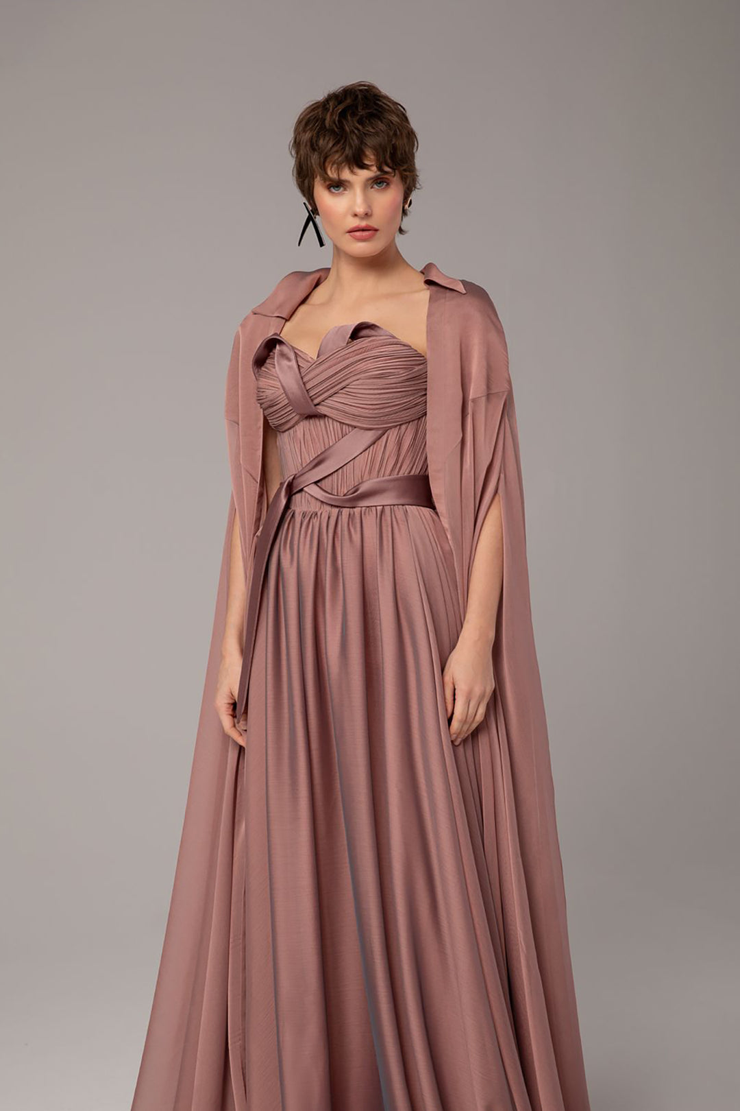 Structured Sweetheart Column Dress