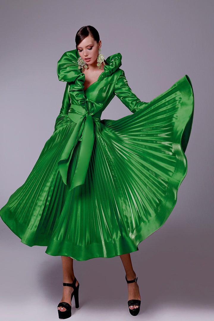 Tafta Ramaje Short Dress with V-Neckline