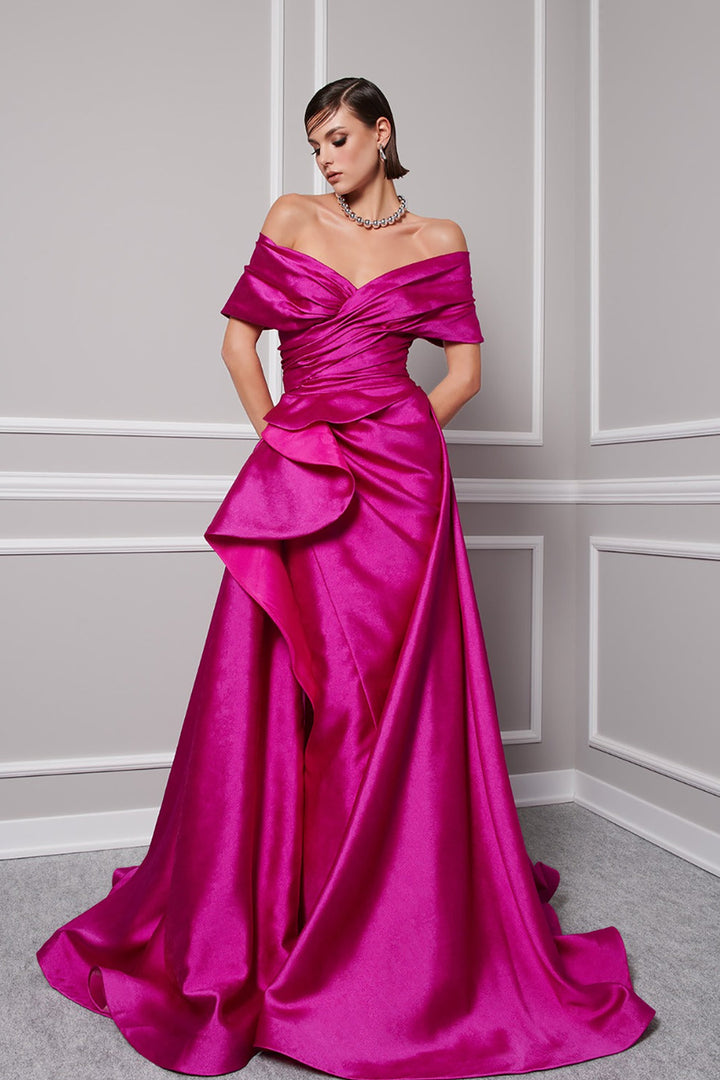 Broquard Strapless Flared Dress with Slit