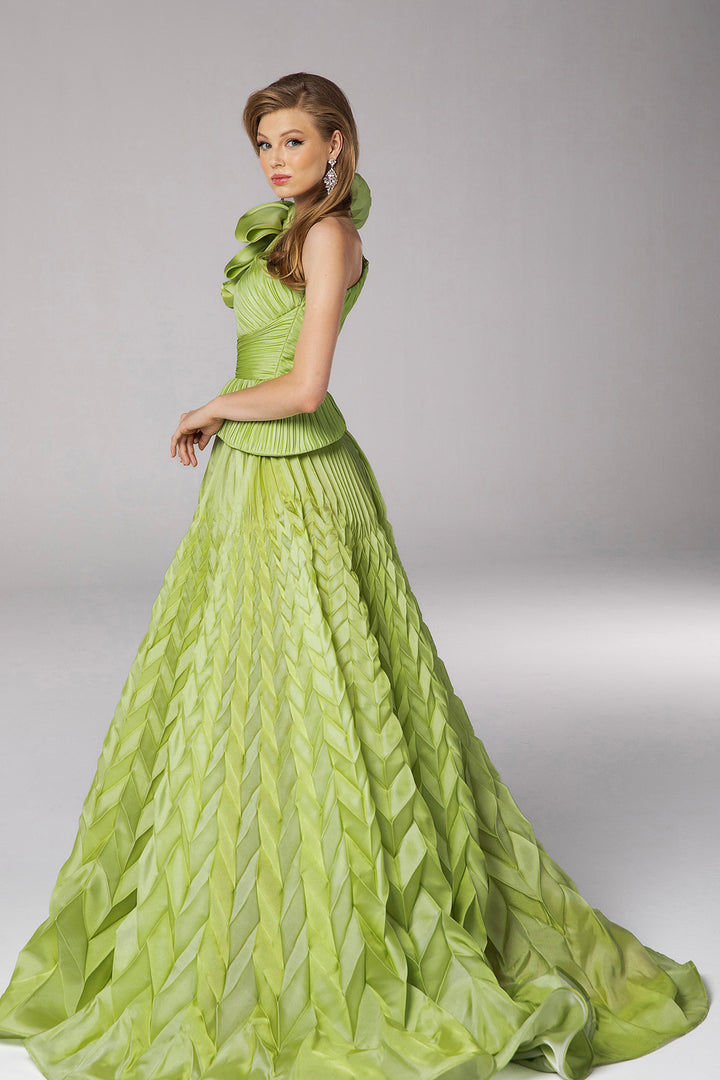 Tafta-Organza Dress Draped Bust And Tail