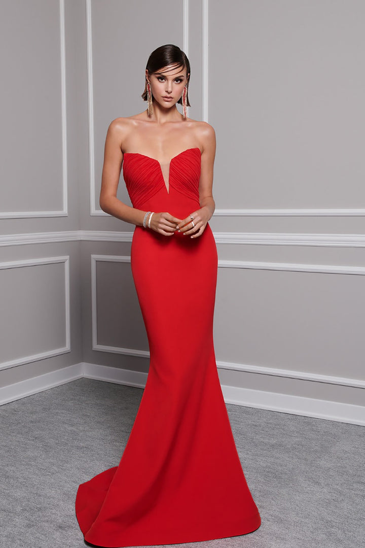 Crepe And Organza Strapless V-Neckline Cape