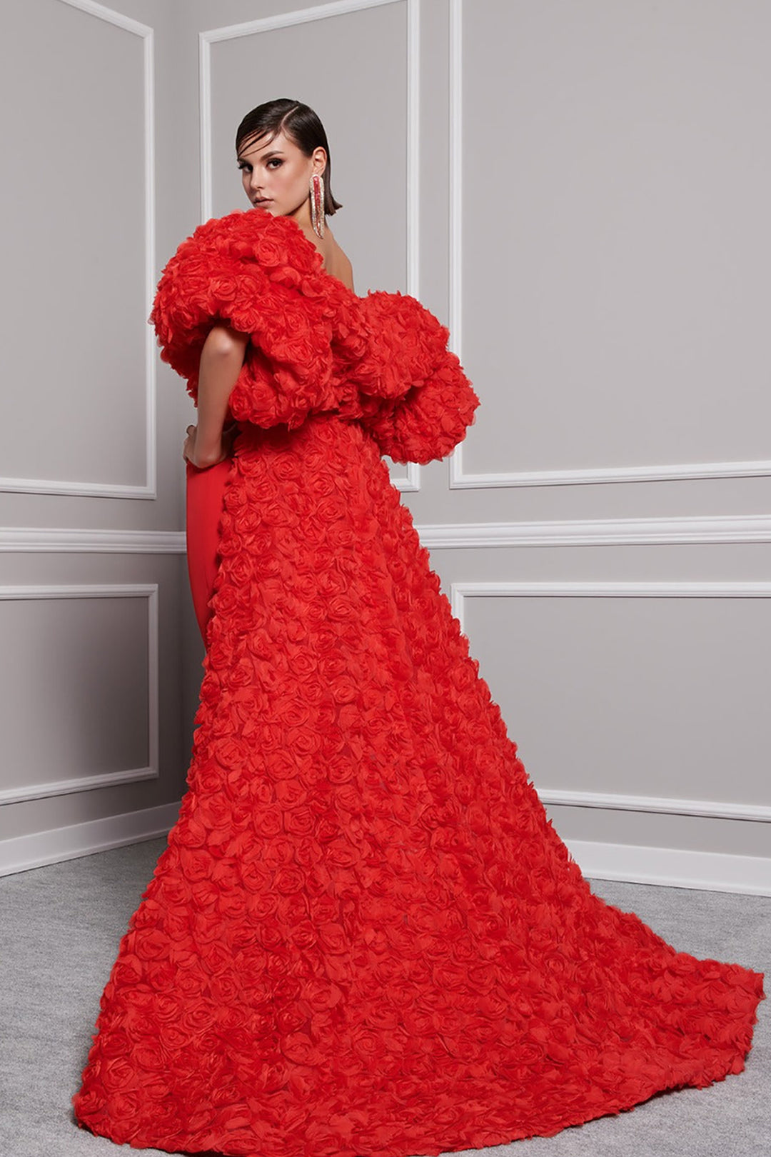 Crepe And Organza Strapless V-Neckline Cape