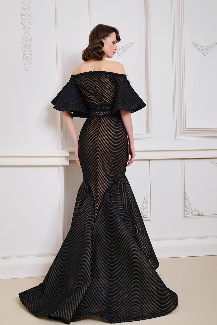 Mermaid Black Dress with Neckline