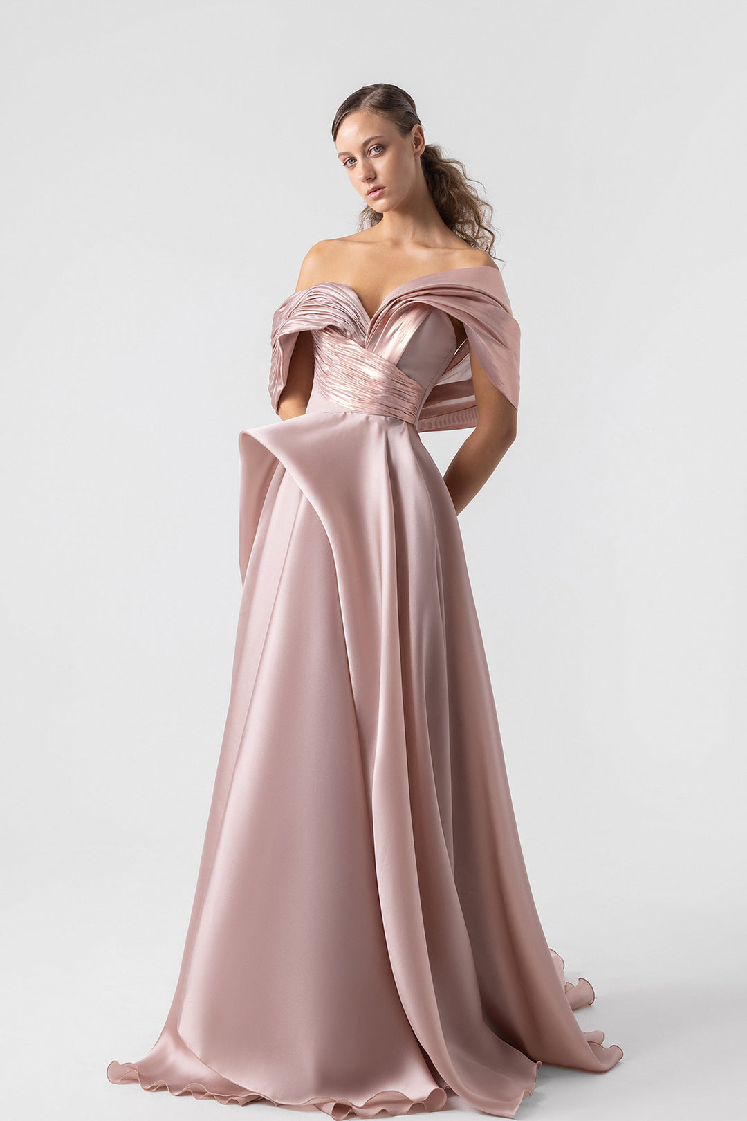 Satin and Organza Voluminous Gown Pink / US 8 Satin and Organza Voluminous Gown Pink / US 8