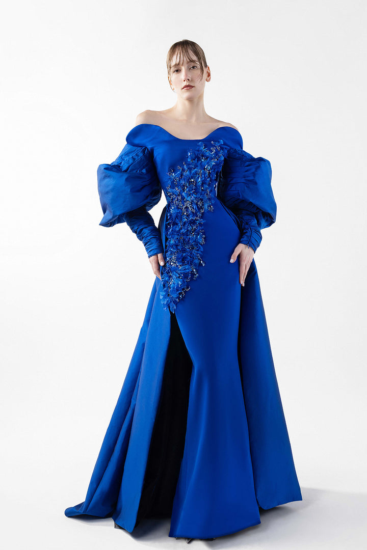 Crepe with Puff Sleeves and Overskirt