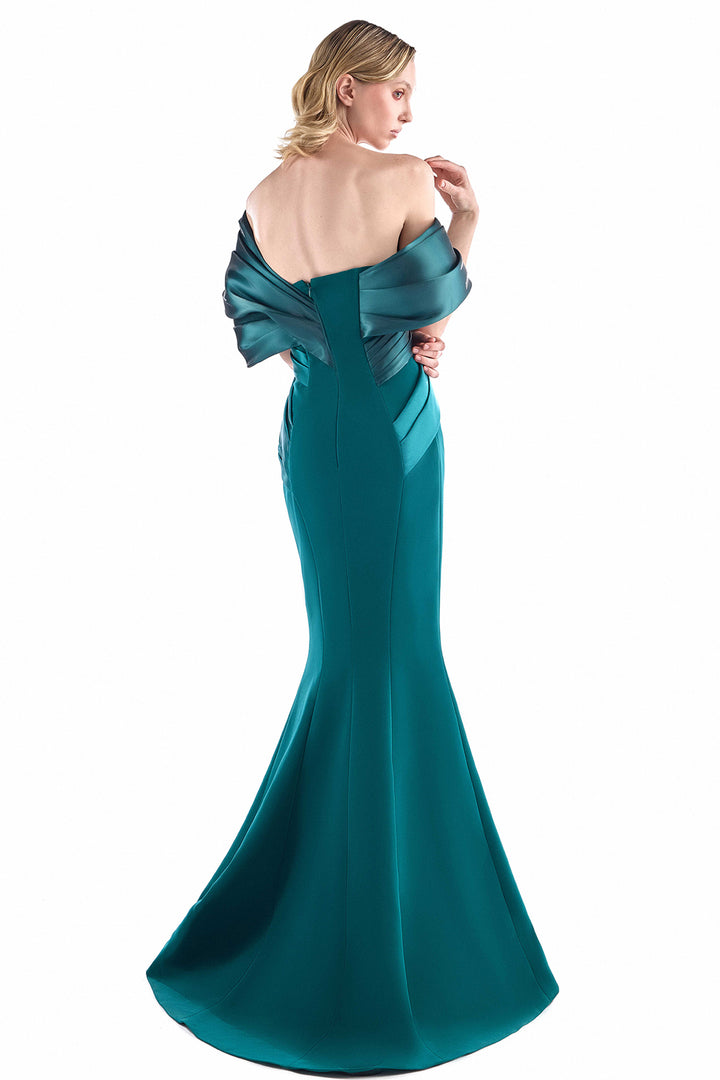 Sculpted Layer with Off-the-Shoulder and Mermaid Dress