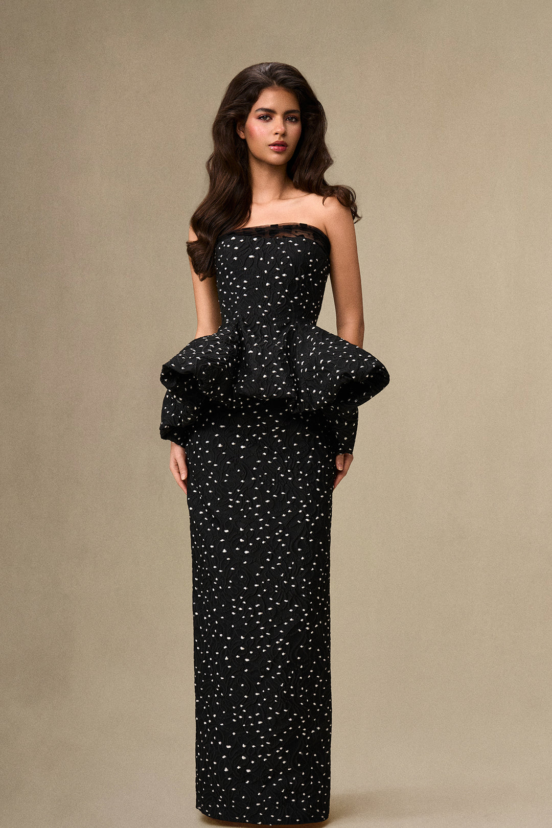 black fitted sweetheart dress Amazon.com: Strapless Sweetheart Neckline Black Ball Gown Dress, Ankle Length (US, Alpha, X-Small, Regular, Regular, Black) : Clothing, Shoes & Jewelry
