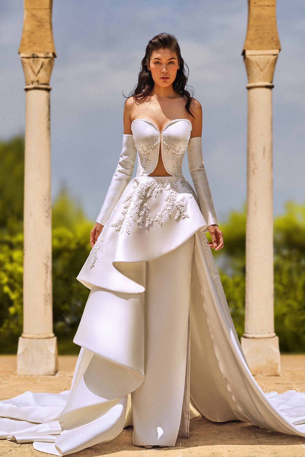 Strapless Straight-Cut Dress with Peplum Overskirt – M.R DESIGN Strapless Straight-Cut Dress with Peplum Overskirt – M.R DESIGN
