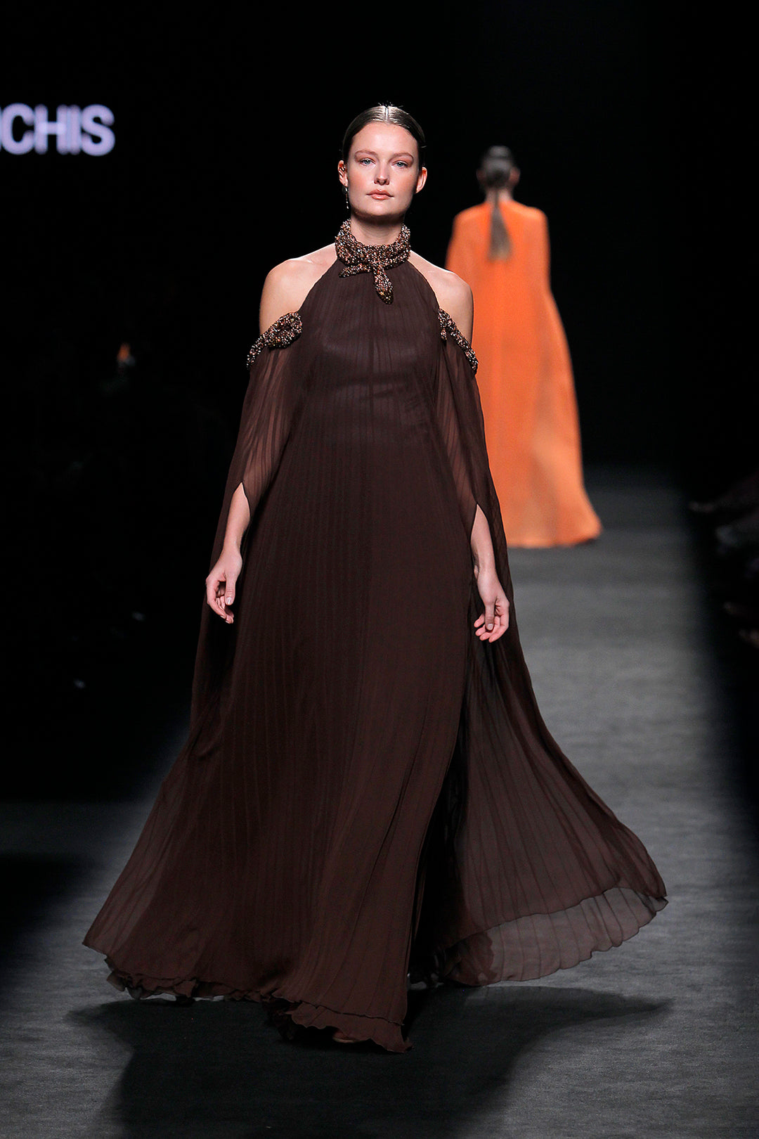 Pleated Loose Dress with Cold-Shoulders