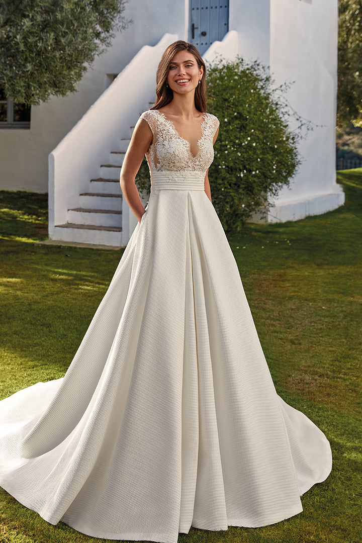 Pique Long Dress with Lace and Embroidery