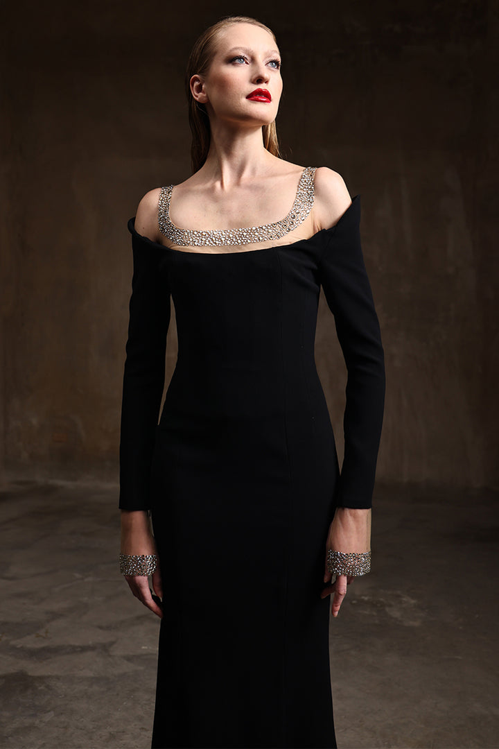 Crepe Long-Sleeved Mermaid Dress with Embroidery