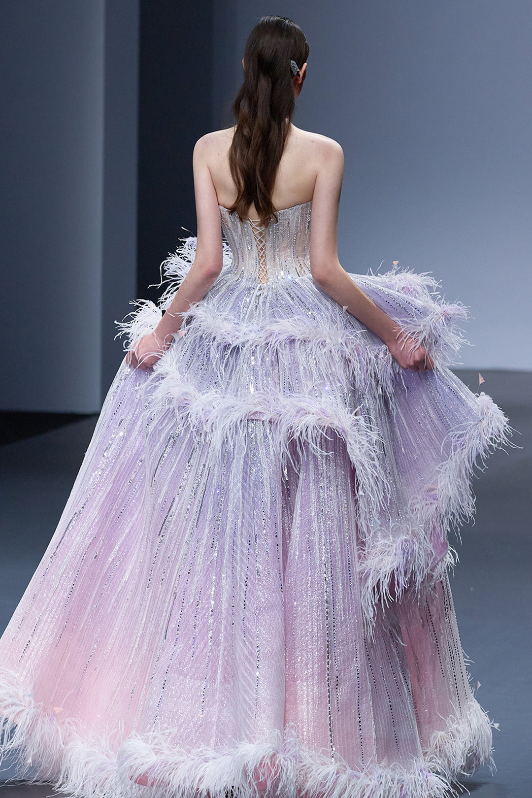 Feather Detailed Strapless Dress